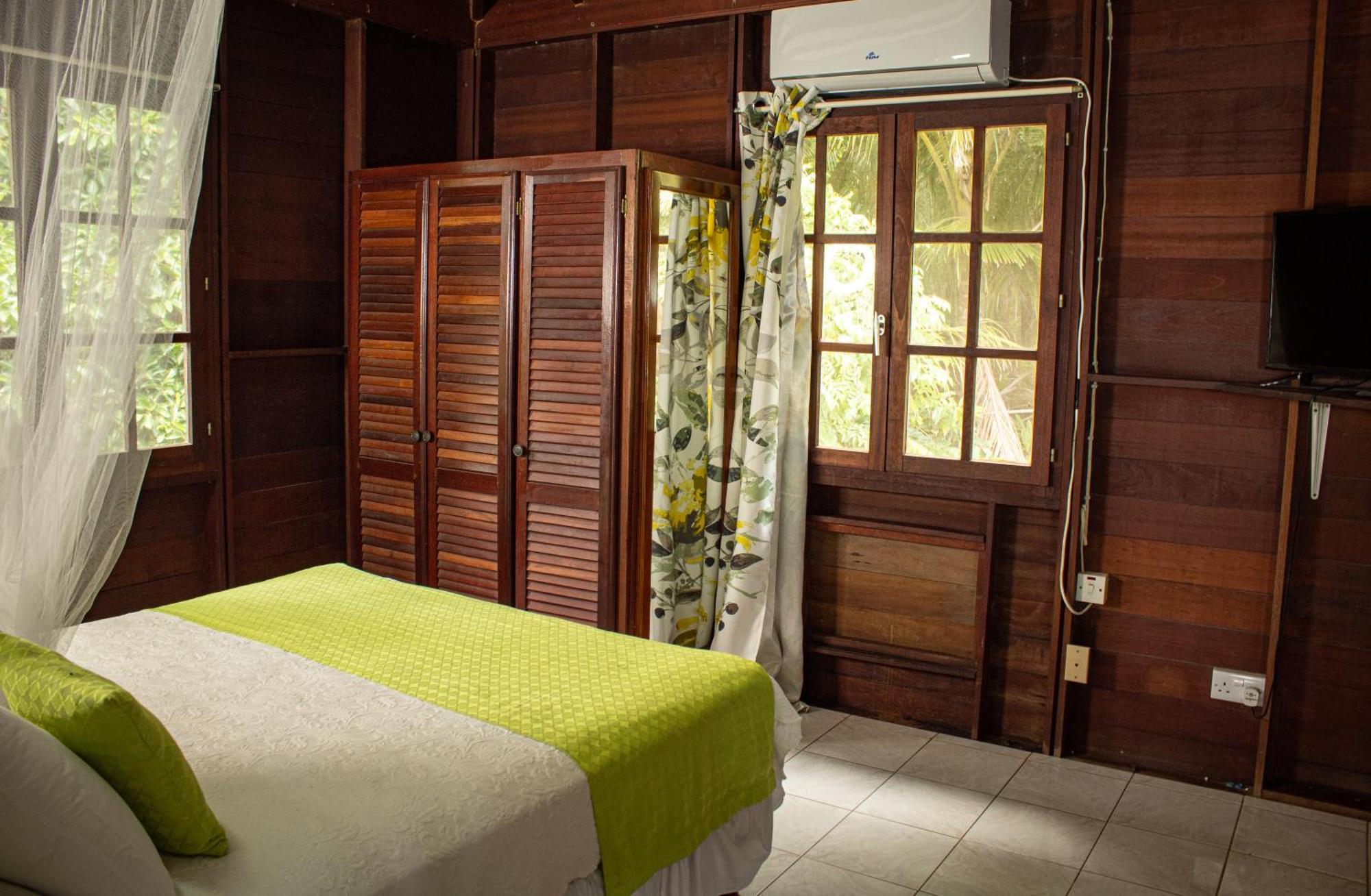 Picard Beach Cottages Портсмут Экстерьер фото
